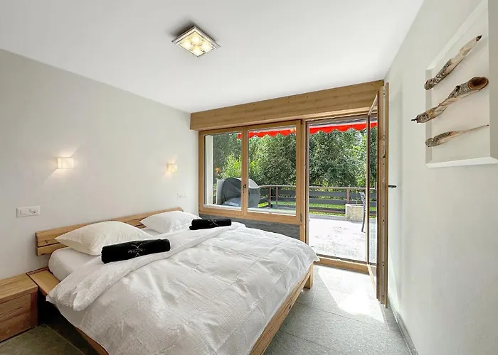 Snowstar-next To Lift And Golf-crans Montana